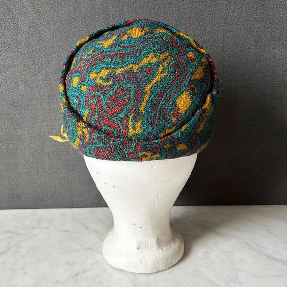 Vintage 60s Paisley Cloche Hat Teal Red Yellow Velvet Ribbon Retro Mod Style - Picture 6 of 7